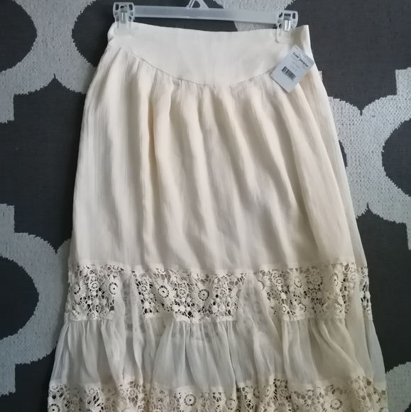 Free People Lace Therapy Crochet Midi Skirt NWT - Picture 9 of 12